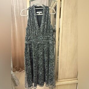 Evan Picone Black and White Maxi Dress